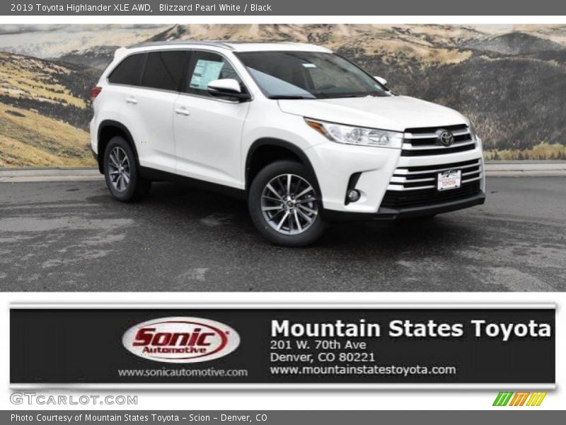Blizzard Pearl White / Black 2019 Toyota Highlander XLE AWD
