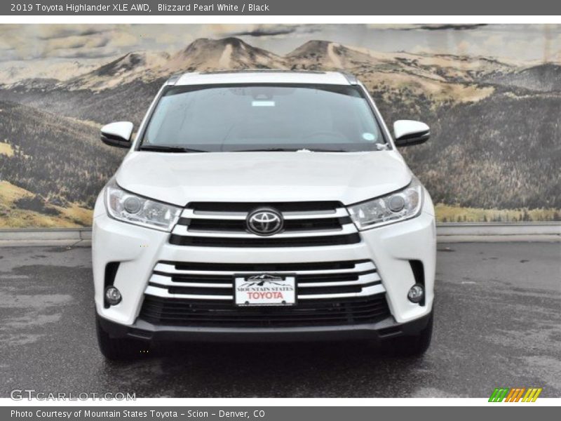 Blizzard Pearl White / Black 2019 Toyota Highlander XLE AWD