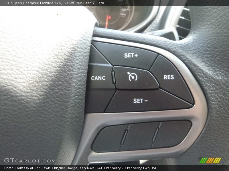 Velvet Red Pearl / Black 2019 Jeep Cherokee Latitude 4x4