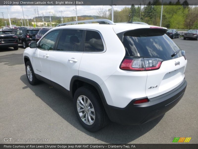 Bright White / Black 2019 Jeep Cherokee Latitude 4x4
