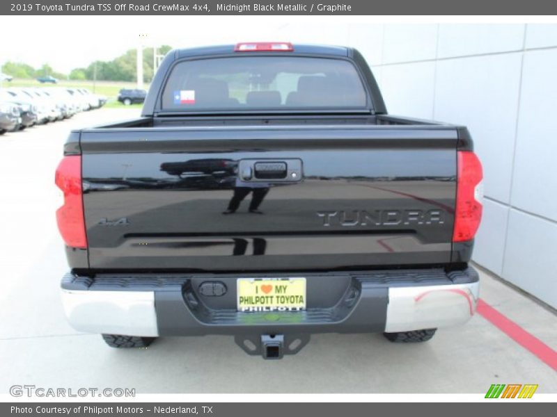Midnight Black Metallic / Graphite 2019 Toyota Tundra TSS Off Road CrewMax 4x4
