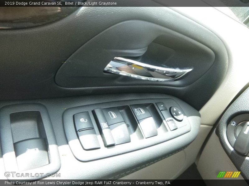 Billet / Black/Light Graystone 2019 Dodge Grand Caravan SE
