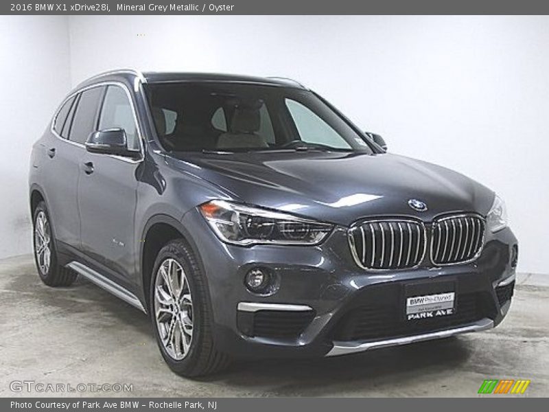 Mineral Grey Metallic / Oyster 2016 BMW X1 xDrive28i