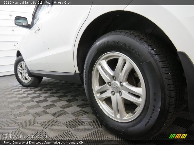 Pearl White / Gray 2010 Hyundai Santa Fe GLS