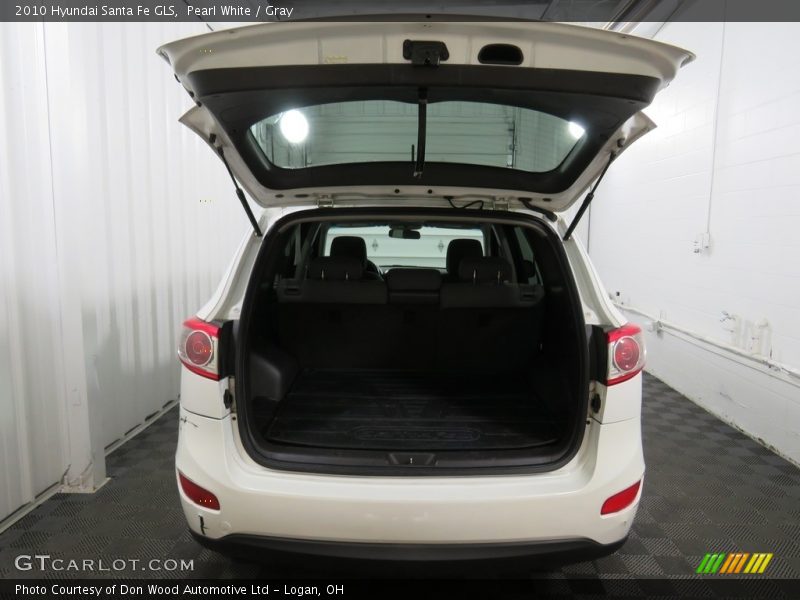 Pearl White / Gray 2010 Hyundai Santa Fe GLS