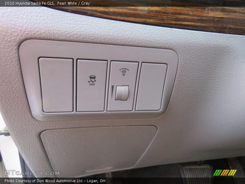 Pearl White / Gray 2010 Hyundai Santa Fe GLS