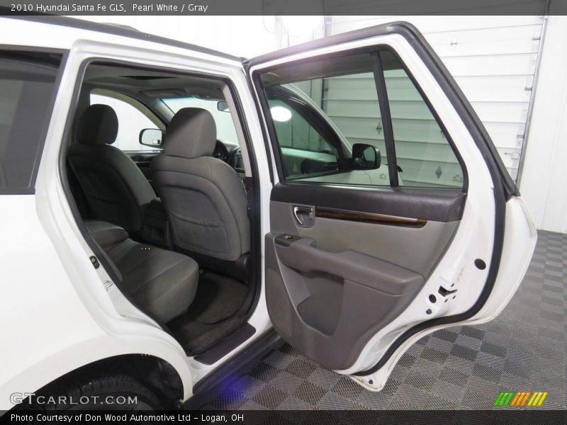 Pearl White / Gray 2010 Hyundai Santa Fe GLS