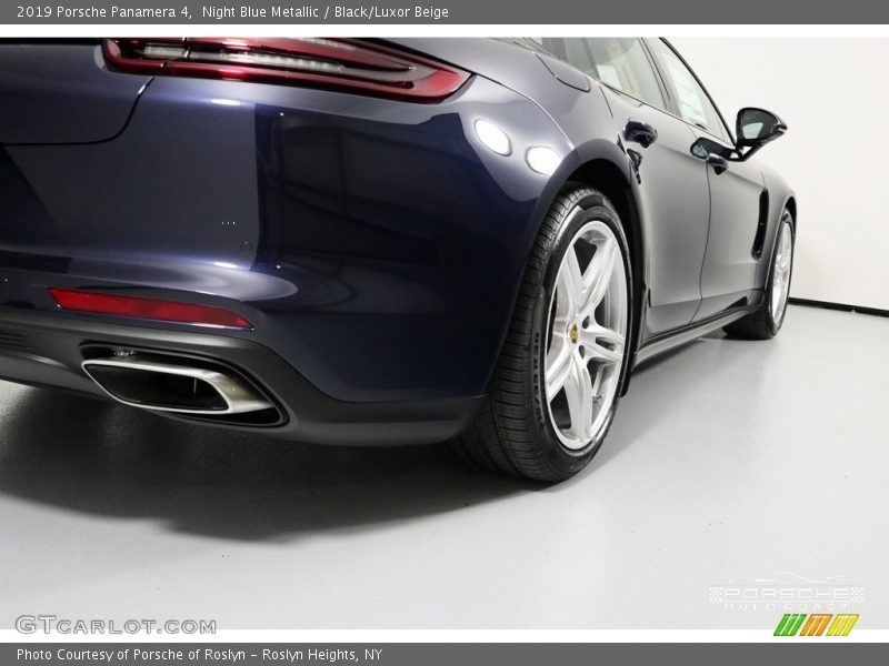 Night Blue Metallic / Black/Luxor Beige 2019 Porsche Panamera 4