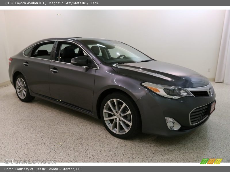 Magnetic Gray Metallic / Black 2014 Toyota Avalon XLE