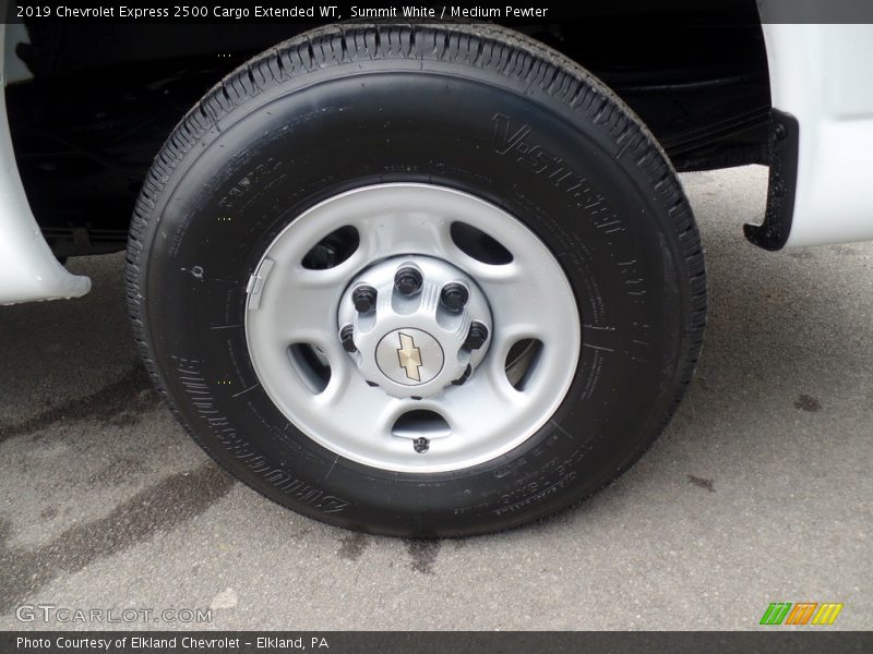 Summit White / Medium Pewter 2019 Chevrolet Express 2500 Cargo Extended WT