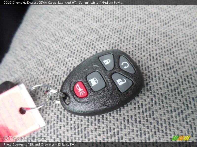 Summit White / Medium Pewter 2019 Chevrolet Express 2500 Cargo Extended WT