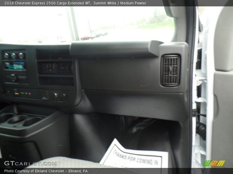 Summit White / Medium Pewter 2019 Chevrolet Express 2500 Cargo Extended WT