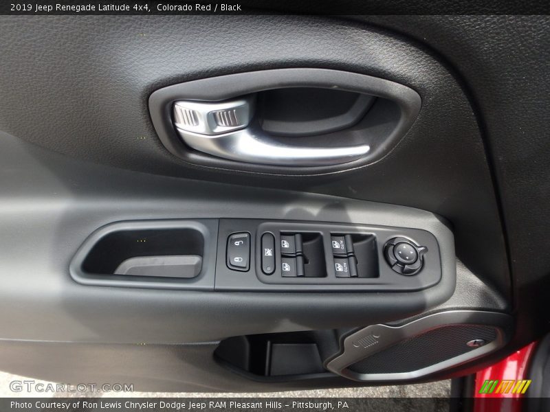 Colorado Red / Black 2019 Jeep Renegade Latitude 4x4