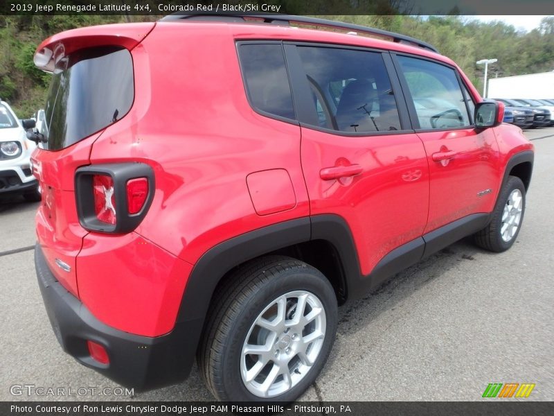 Colorado Red / Black/Ski Grey 2019 Jeep Renegade Latitude 4x4