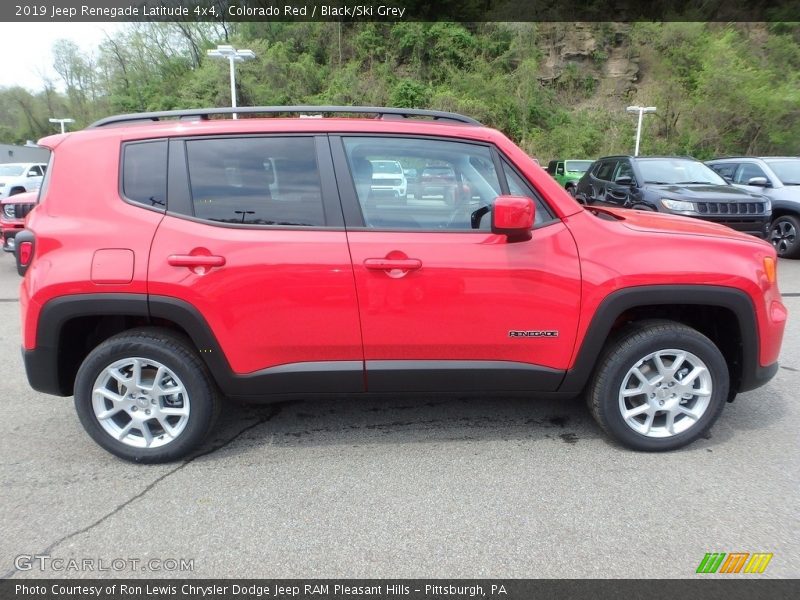 Colorado Red / Black/Ski Grey 2019 Jeep Renegade Latitude 4x4