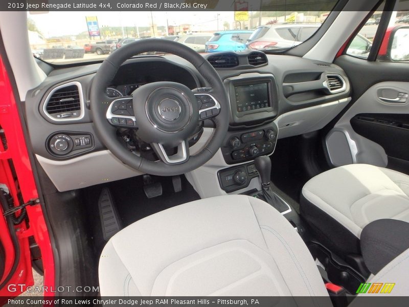 Colorado Red / Black/Ski Grey 2019 Jeep Renegade Latitude 4x4