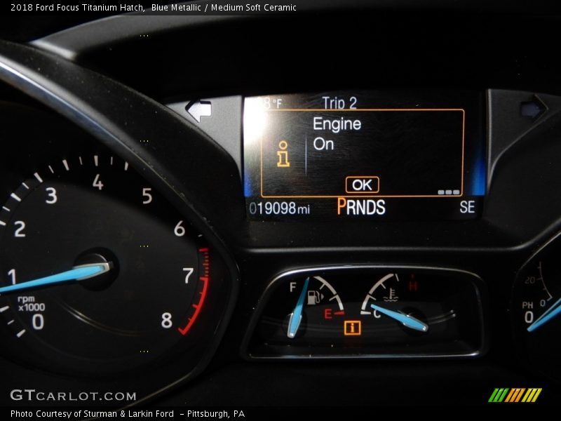 Blue Metallic / Medium Soft Ceramic 2018 Ford Focus Titanium Hatch