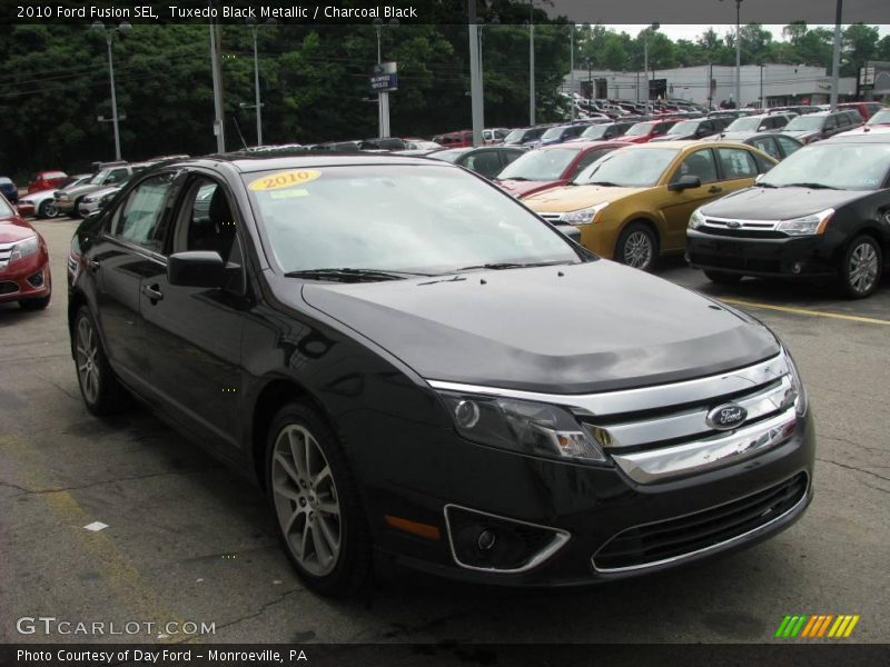 Tuxedo Black Metallic / Charcoal Black 2010 Ford Fusion SEL