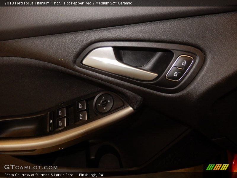 Hot Pepper Red / Medium Soft Ceramic 2018 Ford Focus Titanium Hatch