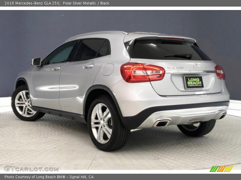 Polar Silver Metallic / Black 2016 Mercedes-Benz GLA 250