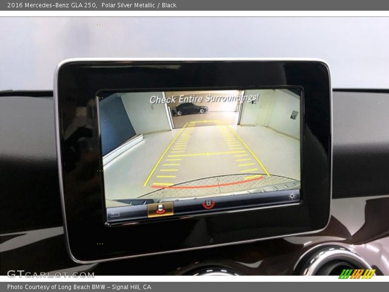 Polar Silver Metallic / Black 2016 Mercedes-Benz GLA 250