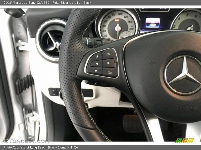 Polar Silver Metallic / Black 2016 Mercedes-Benz GLA 250