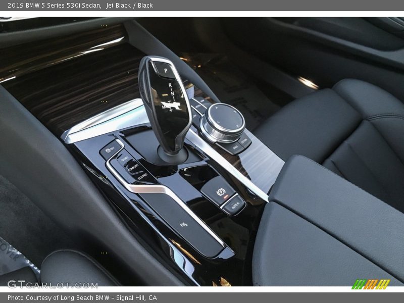 Jet Black / Black 2019 BMW 5 Series 530i Sedan