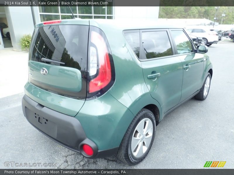 Kale Green / Black Diamond Woven Cloth 2014 Kia Soul 1.6