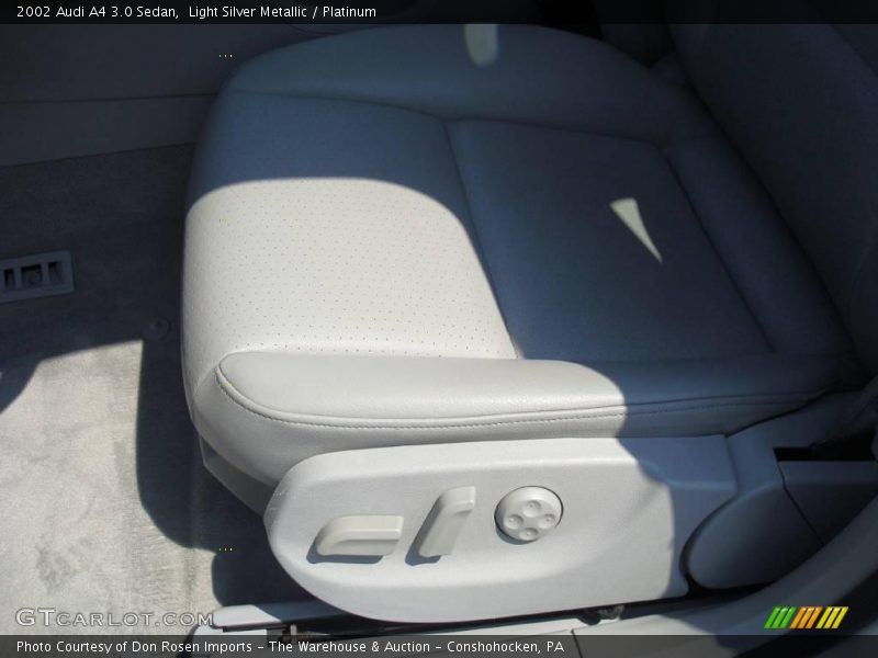 Light Silver Metallic / Platinum 2002 Audi A4 3.0 Sedan