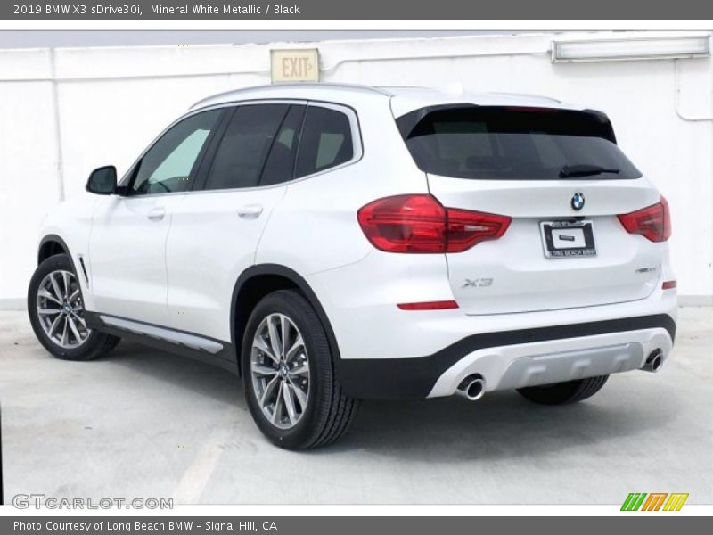 Mineral White Metallic / Black 2019 BMW X3 sDrive30i