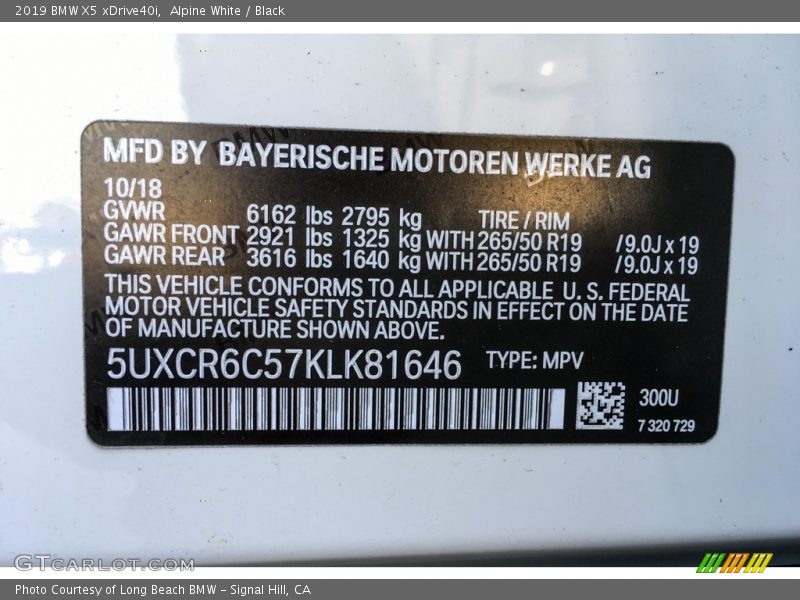 Alpine White / Black 2019 BMW X5 xDrive40i