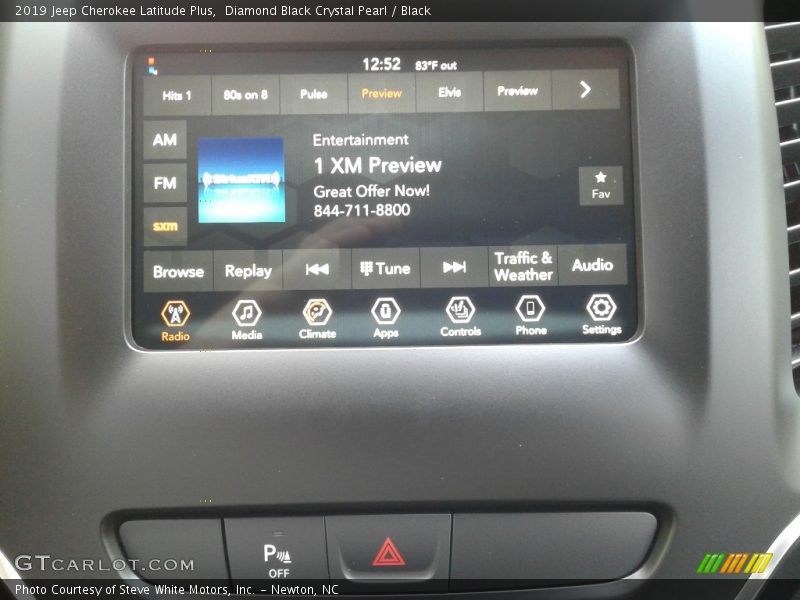 Diamond Black Crystal Pearl / Black 2019 Jeep Cherokee Latitude Plus