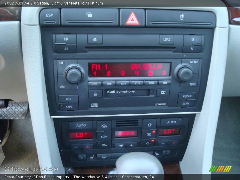 Light Silver Metallic / Platinum 2002 Audi A4 3.0 Sedan