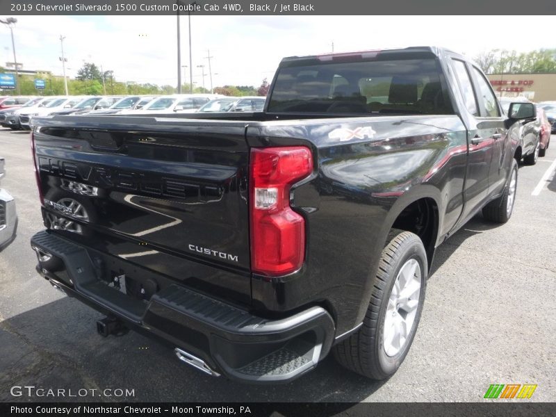 Black / Jet Black 2019 Chevrolet Silverado 1500 Custom Double Cab 4WD