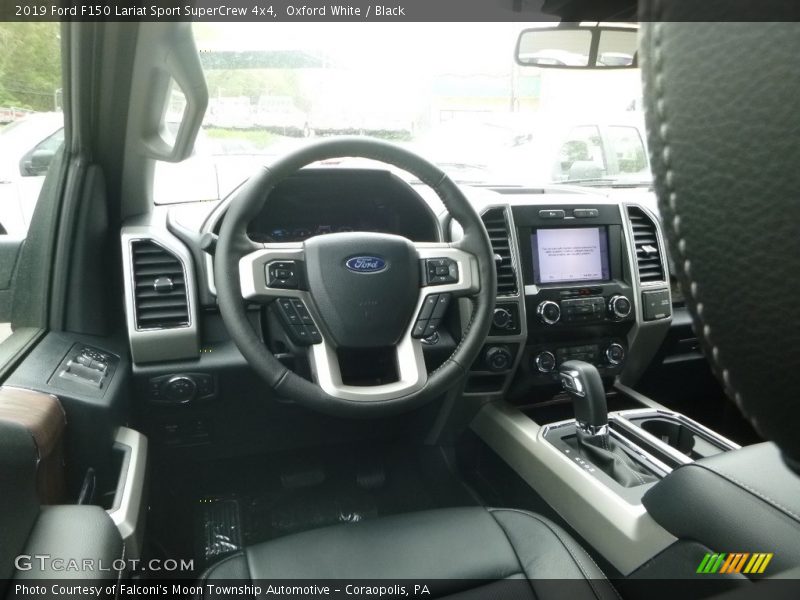 Oxford White / Black 2019 Ford F150 Lariat Sport SuperCrew 4x4