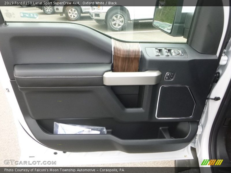 Oxford White / Black 2019 Ford F150 Lariat Sport SuperCrew 4x4