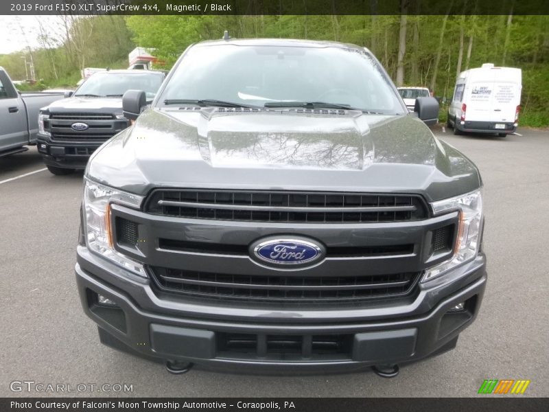 Magnetic / Black 2019 Ford F150 XLT SuperCrew 4x4