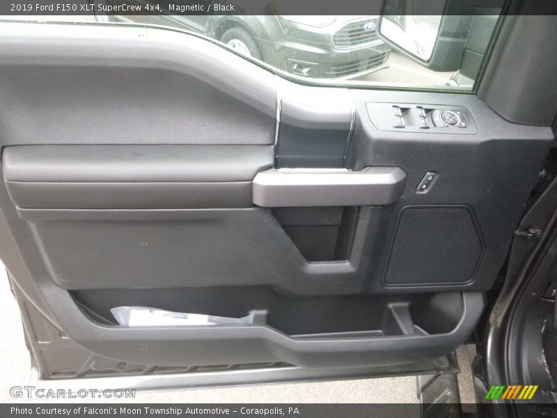 Magnetic / Black 2019 Ford F150 XLT SuperCrew 4x4
