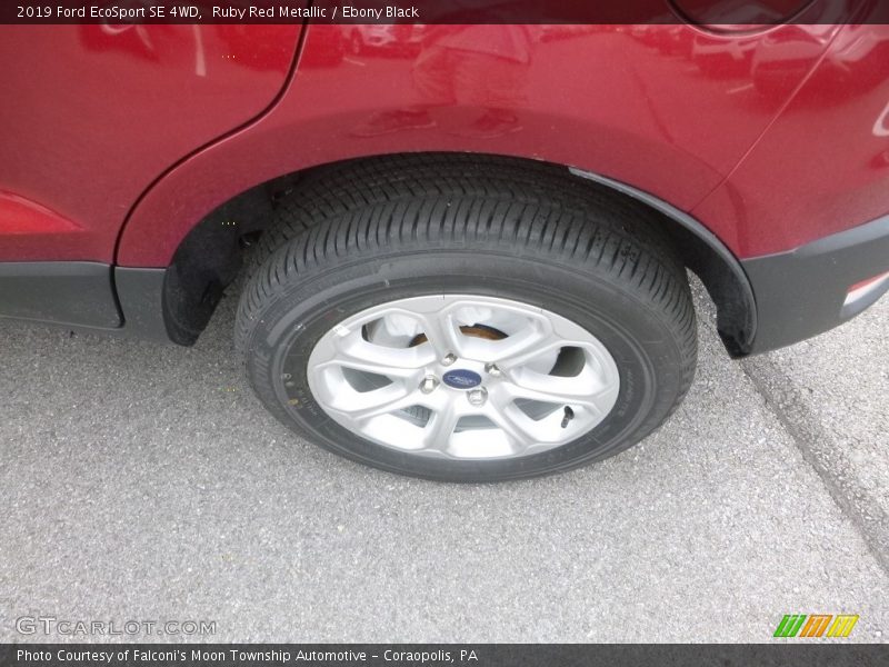 Ruby Red Metallic / Ebony Black 2019 Ford EcoSport SE 4WD