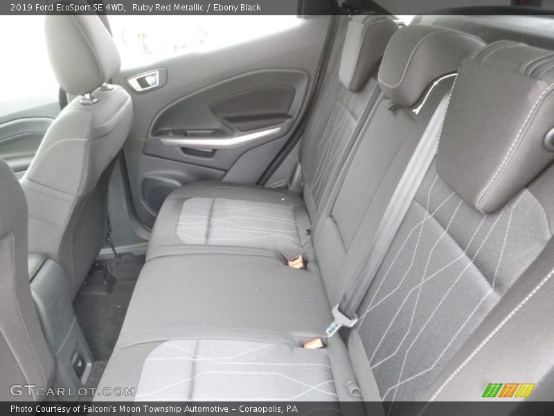 Ruby Red Metallic / Ebony Black 2019 Ford EcoSport SE 4WD