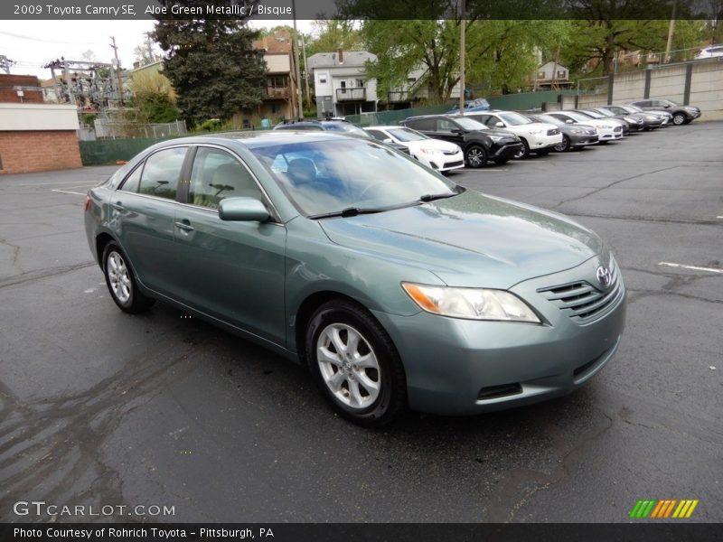 Aloe Green Metallic / Bisque 2009 Toyota Camry SE