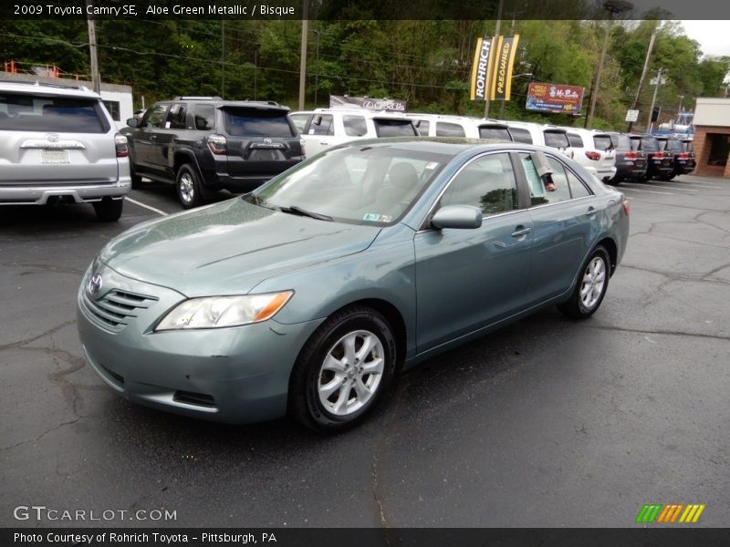 Aloe Green Metallic / Bisque 2009 Toyota Camry SE
