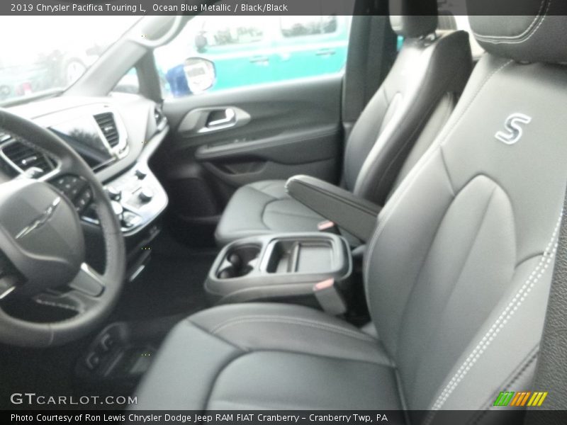 Ocean Blue Metallic / Black/Black 2019 Chrysler Pacifica Touring L