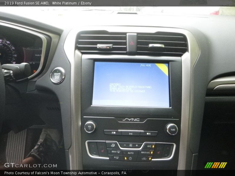 White Platinum / Ebony 2019 Ford Fusion SE AWD