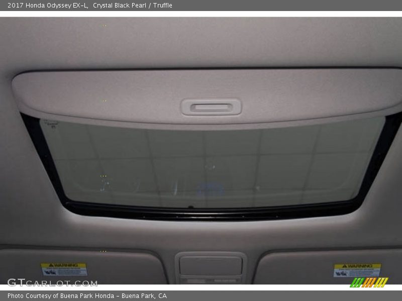 Crystal Black Pearl / Truffle 2017 Honda Odyssey EX-L