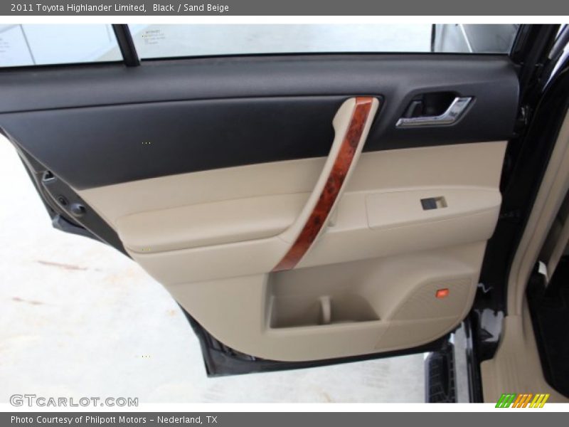 Black / Sand Beige 2011 Toyota Highlander Limited