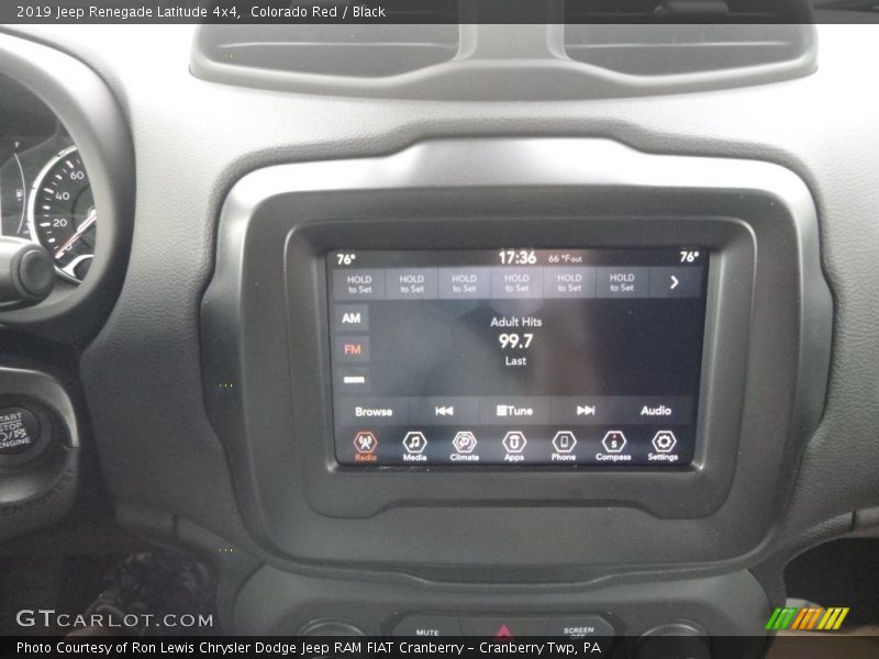 Colorado Red / Black 2019 Jeep Renegade Latitude 4x4