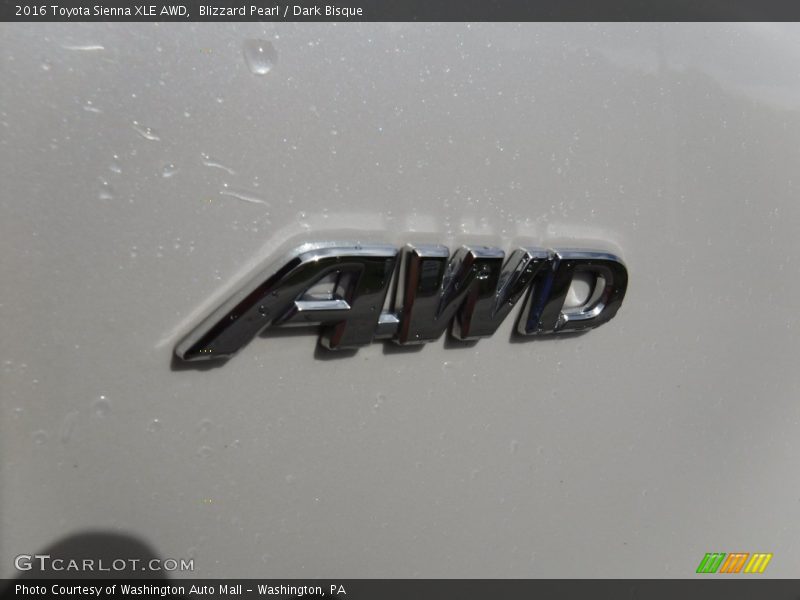 Blizzard Pearl / Dark Bisque 2016 Toyota Sienna XLE AWD
