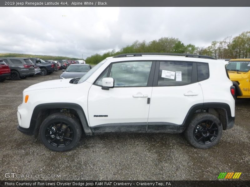 Alpine White / Black 2019 Jeep Renegade Latitude 4x4