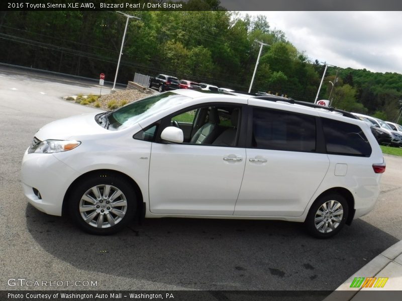 Blizzard Pearl / Dark Bisque 2016 Toyota Sienna XLE AWD